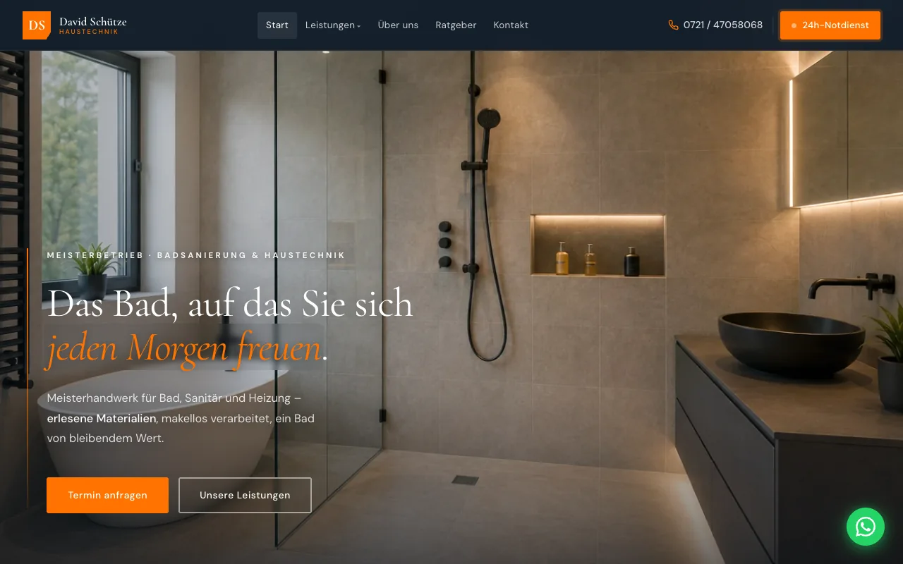 Startseite von Schütze Haustechnik, Karlsruhe: Leistungen und Notdienstnummer über dem ersten Bild